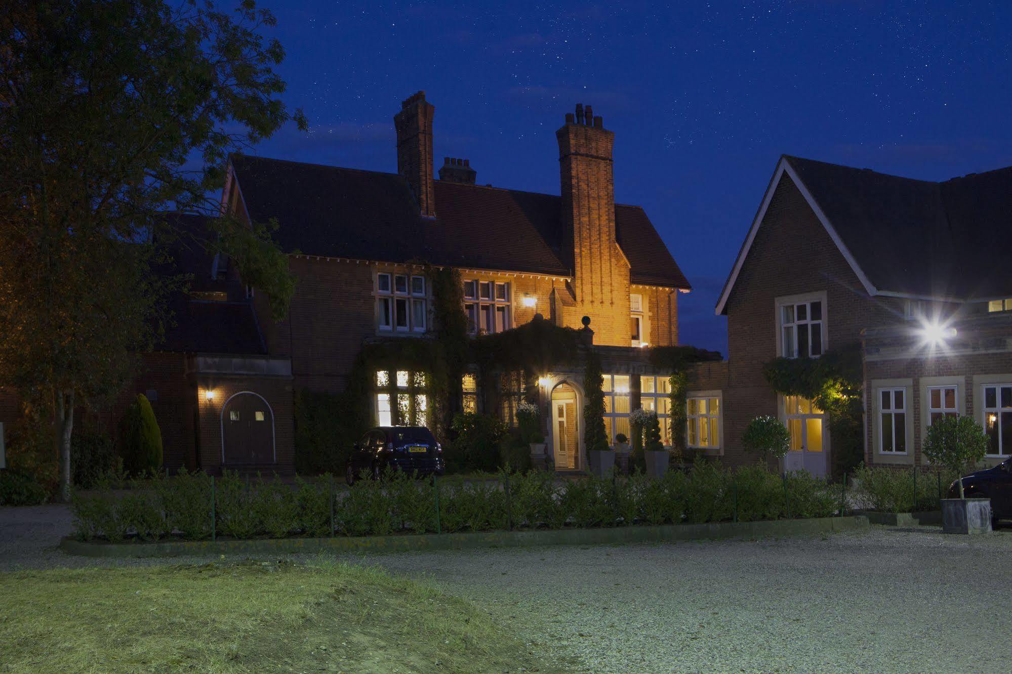 Pontlands Park Hotel Chelmsford Ngoại thất bức ảnh