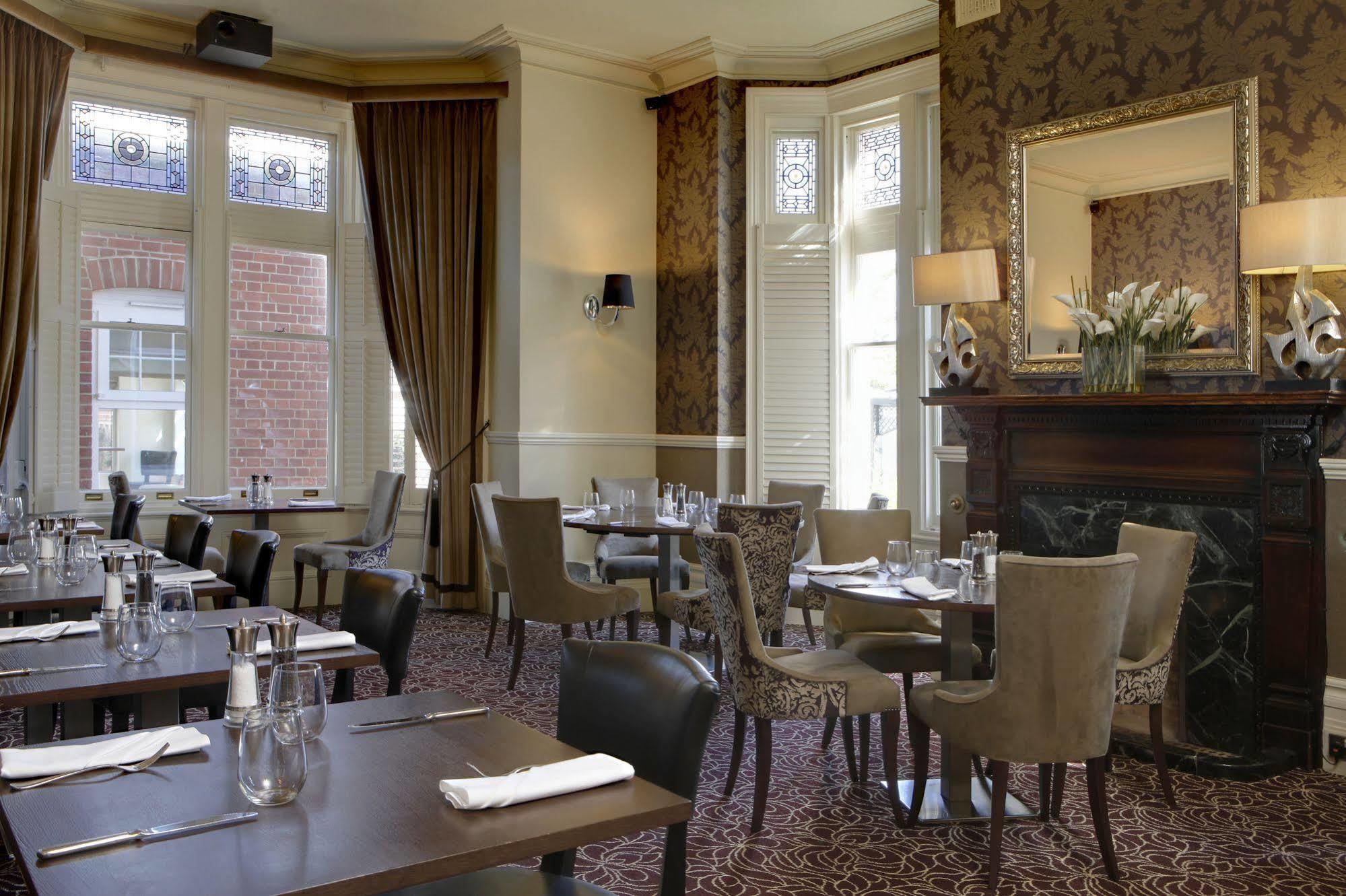 Pontlands Park Hotel Chelmsford Ngoại thất bức ảnh